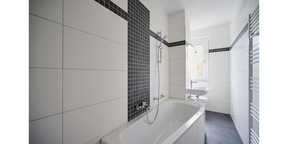 Etagenwohnung Löbau - 4 Zimmer, 69 m&sup2;, 381&euro; | Angebot:23327523