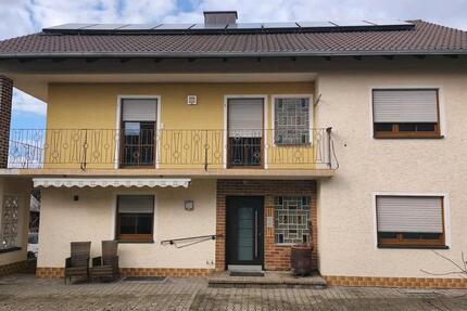 Wohnung Schnaittenbach - 3 Zimmer, 110 m&sup2;, 1.135&euro; | Angebot:25637750