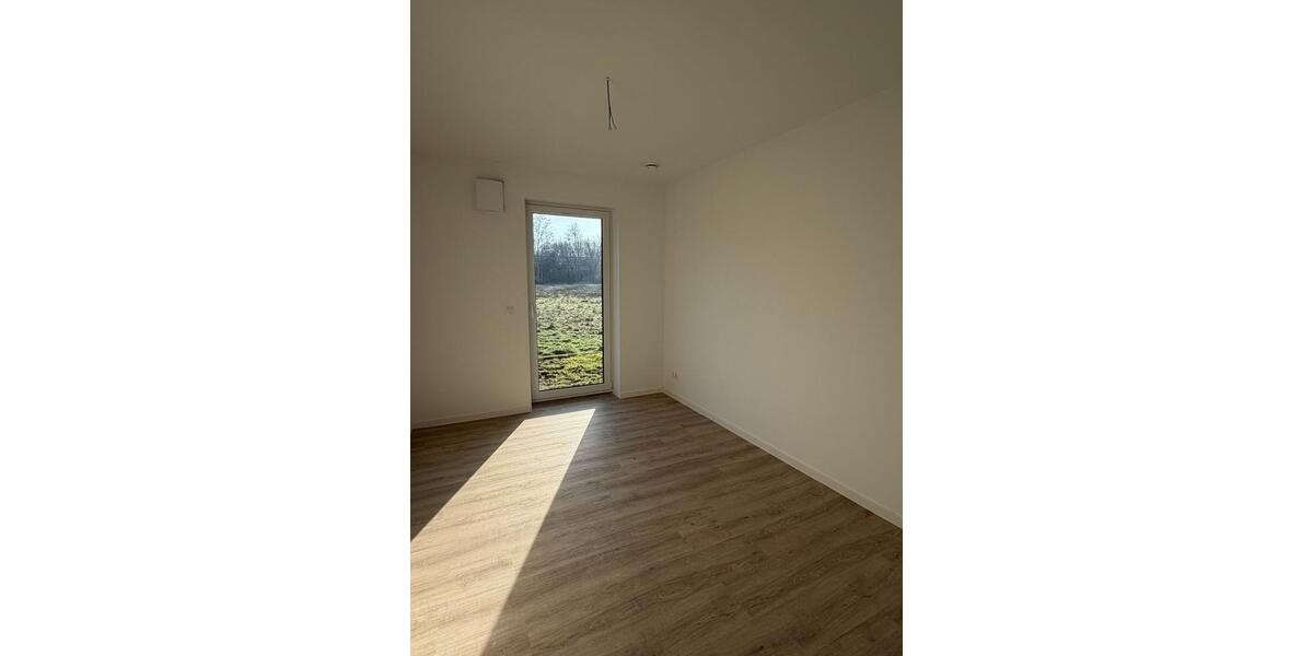 Erdgeschoßwohnung Jade - 3 Zimmer, 78 m&sup2;, 936&euro; | Angebot:24587664