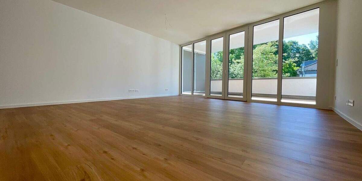 ERSTBEZUG: Großzügige 4-Zimmer-Neubauwohnung mit neuer Einbauküche und sonnigen Balkon 4 zimmer