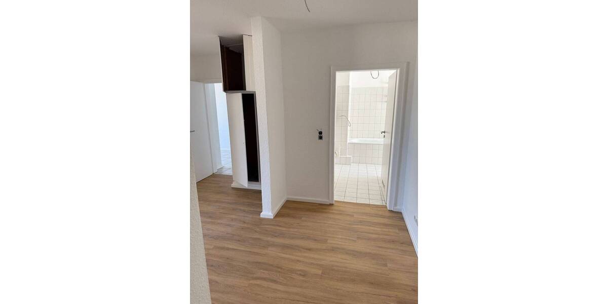 Etagenwohnung Braunschweig Innenstadt - 3 Zimmer, 91 m&sup2;, 900&euro; | Angebot:26807156