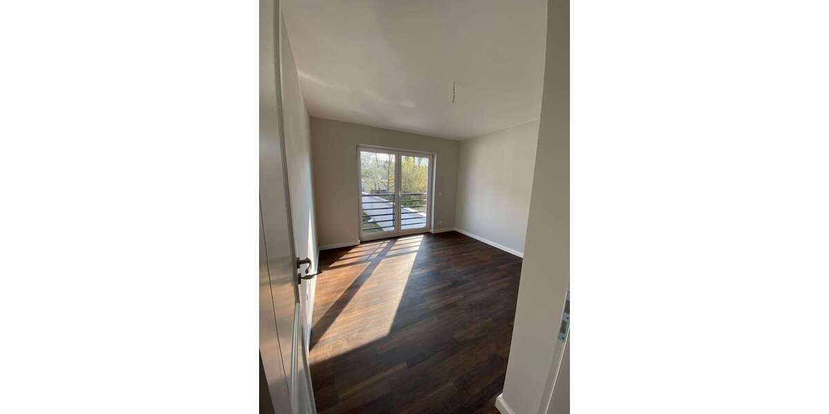 Etagenwohnung Berlin Mariendorf - 5 Zimmer, 130 m&sup2;, 2.100&euro; | Angebot:25434260