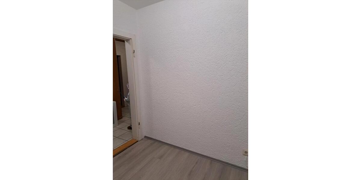 in schaafheim.3 zimmer wochnug.zu wermieten 3 zimmer