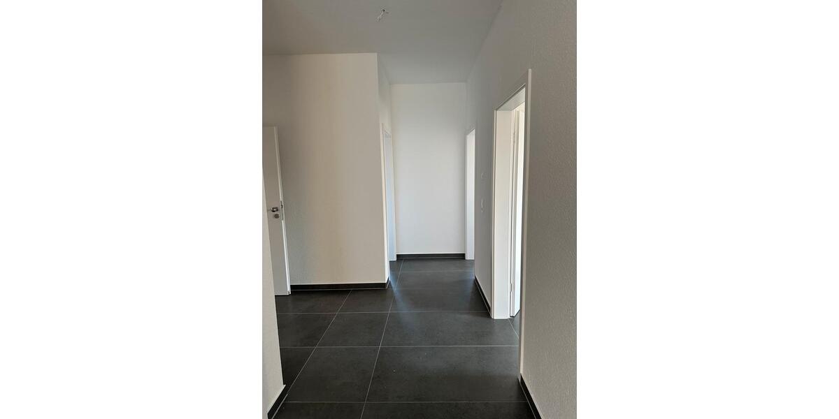 Etagenwohnung Barßel - 5 Zimmer, 92 m&sup2;, 900&euro; | Angebot:25698833