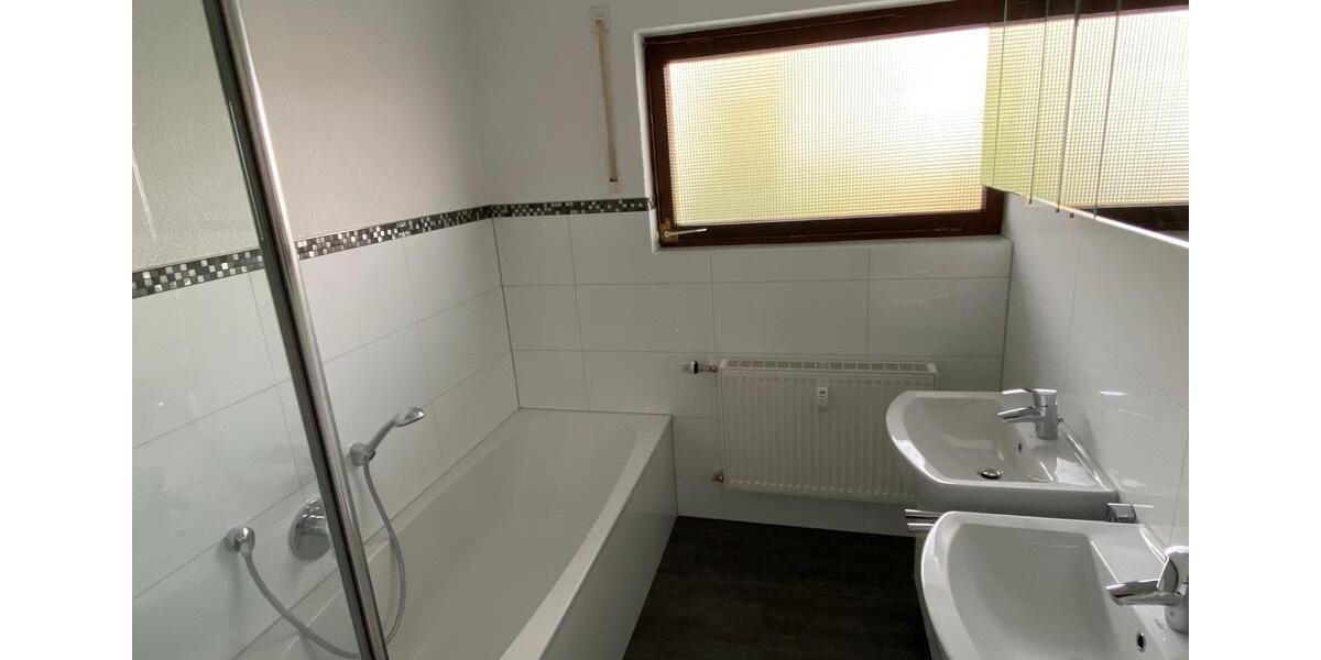 Erdgeschoßwohnung Oberriexingen - 5 Zimmer, 116 m&sup2;, 1.400&euro; | Angebot:25621667