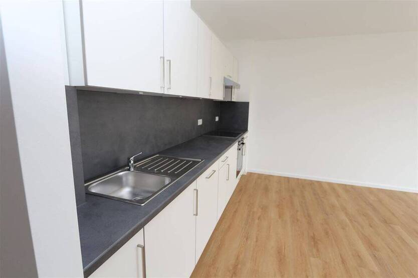 Wohnen im Neubau - Schöne 4-Zimmer-Wohnung mit großem Balkon