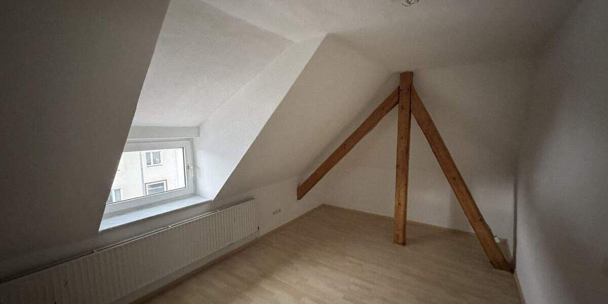 Etagenwohnung Bad Salzdetfurth - 4 Zimmer, 90 m&sup2;, 780&euro; | Angebot:24812410