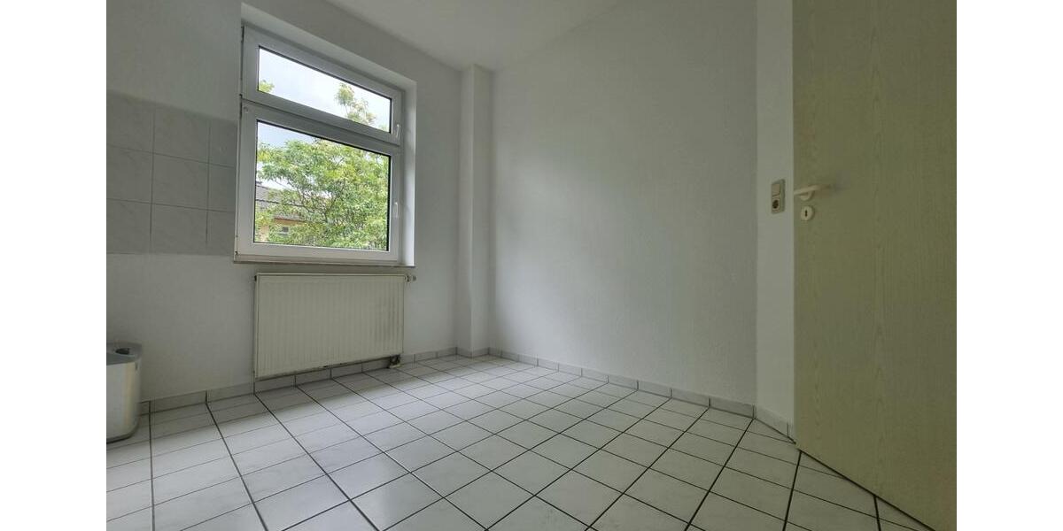Etagenwohnung Halberstadt - 3 Zimmer, 77 m&sup2;, 385&euro; | Angebot:26617825