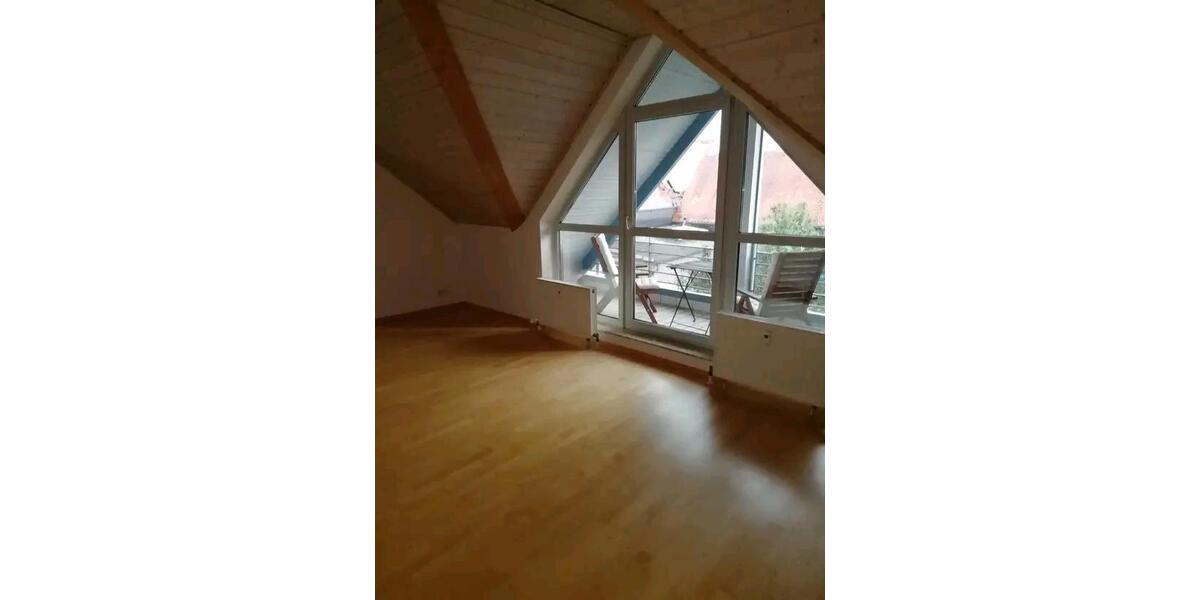 Dachgeschoßwohnung Nidda - 2 Zimmer, 61 m&sup2;, 950&euro; | Angebot:24382983