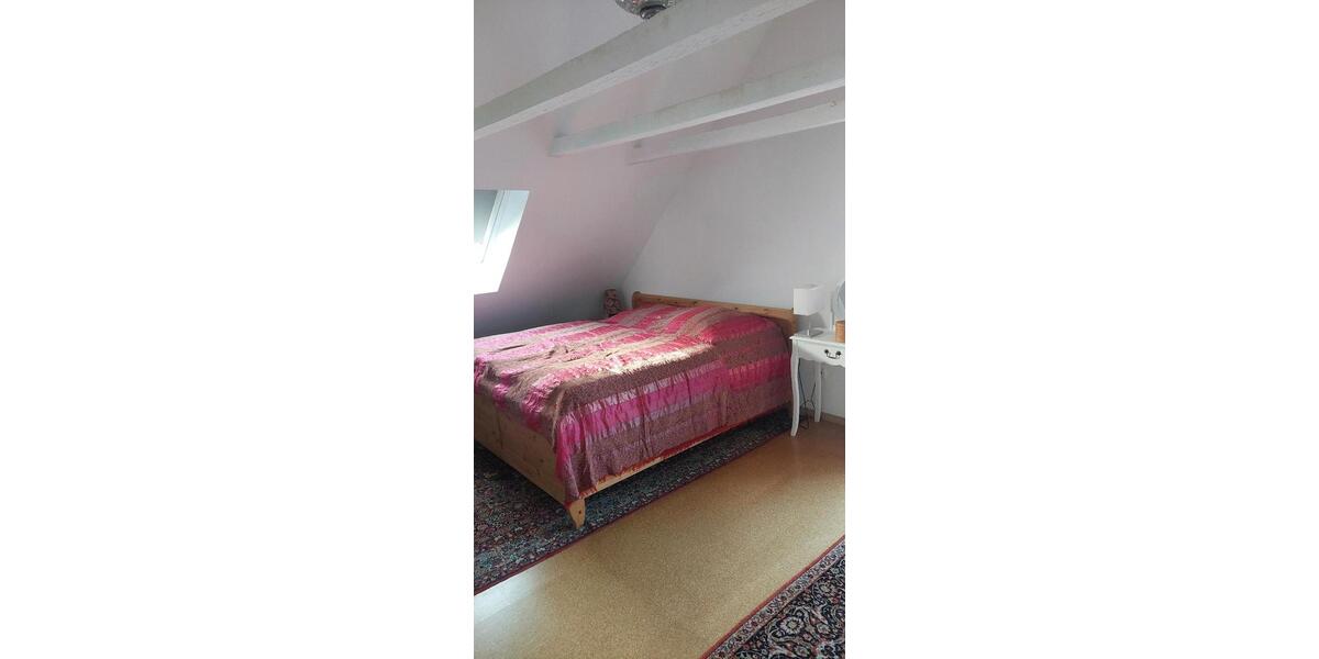 Dachgeschoßwohnung Dortmund Aplerbeck - 1 Zimmer, 70 m&sup2;, 1.250&euro; | Angebot:26426324