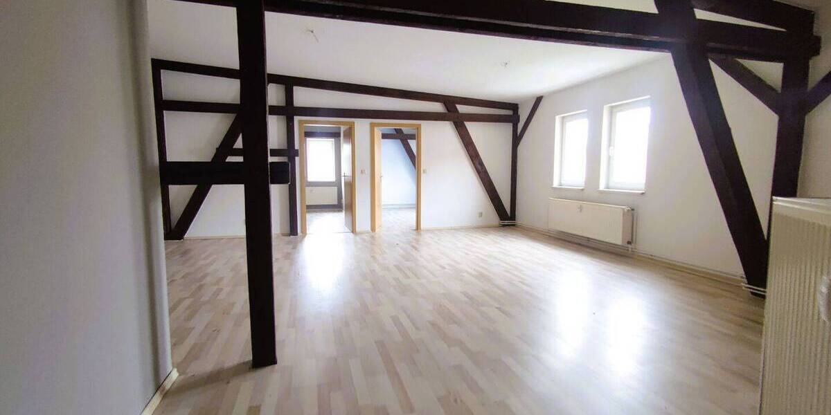 Etagenwohnung Bitterfeld Bitterfeld - 3 Zimmer, 95 m&sup2;, 575&euro; | Angebot:26630290