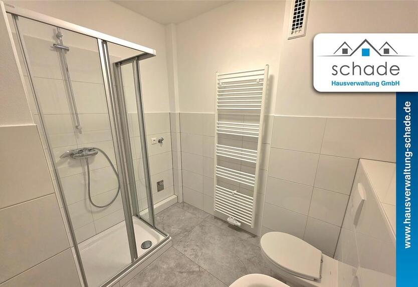 SCHADE HAUSVERWALTUNG - Schöne 3-Zimmerwohnung mit erneuertem Bad und Balkon zu vermieten!