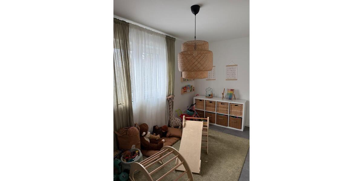 Etagenwohnung Ginsheim-Gustavsburg Gustavsburg - 3 Zimmer, 90 m&sup2;, 1.590&euro; | Angebot:25047873