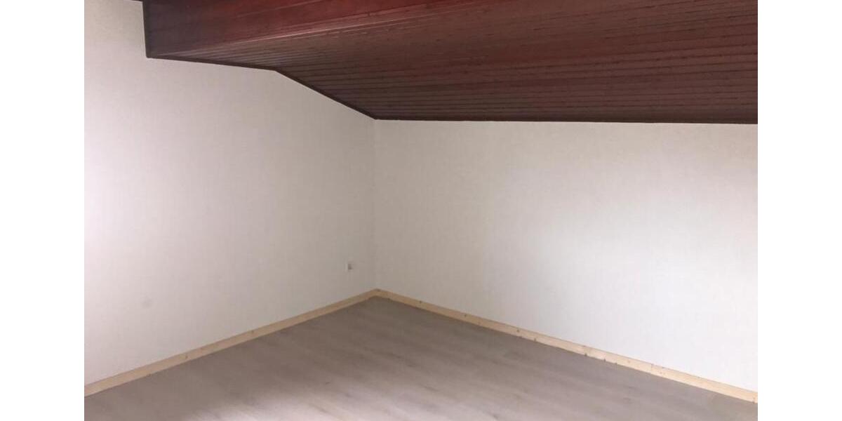 Dachgeschoßwohnung Höchst im Odenwald - 2 Zimmer, 83 m&sup2;, 600&euro; | Angebot:25613863