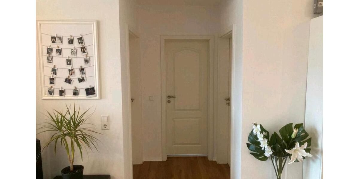 Hochparterre Neuenbürg - 3 Zimmer, 80 m&sup2;, 1.150&euro; | Angebot:26611946