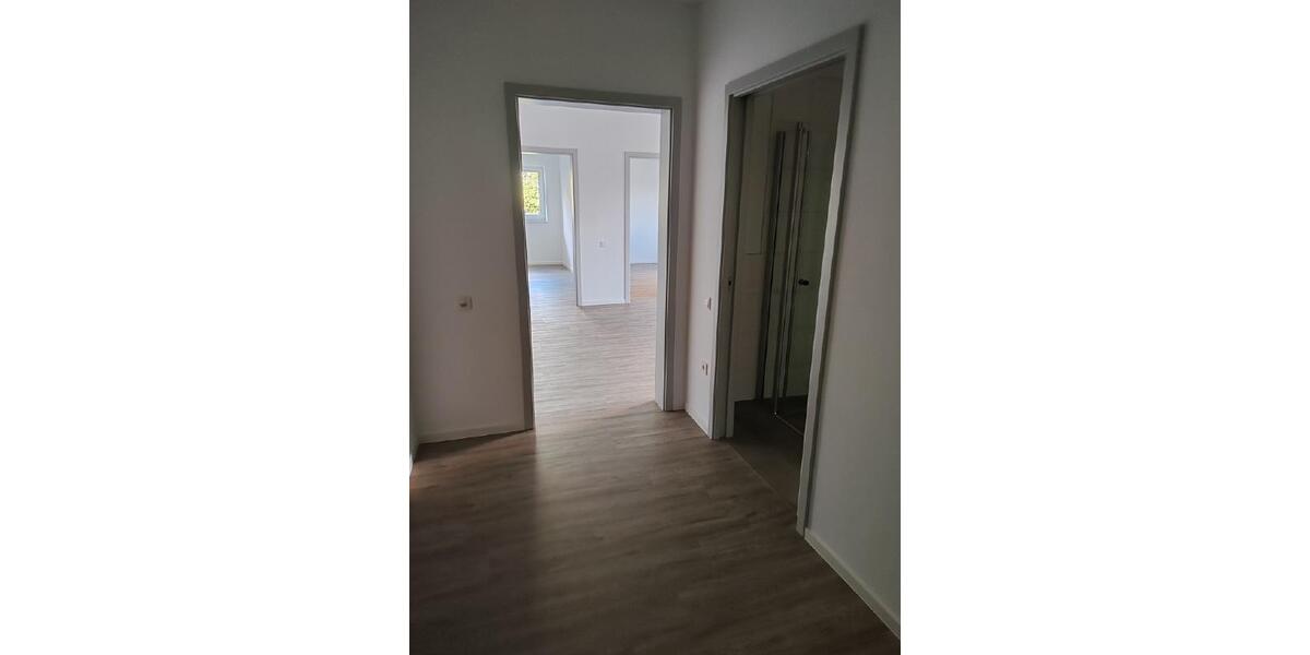 Erdgeschoßwohnung Jembke - 3 Zimmer, 74 m&sup2;, 1.030&euro; | Angebot:24417739