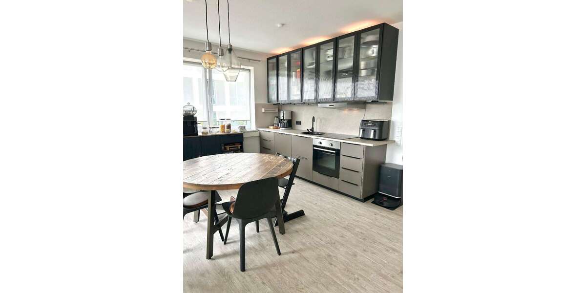 Etagenwohnung Oldenburg Bürgeresch - 4 Zimmer, 111 m&sup2;, 1.150&euro; | Angebot:27162711