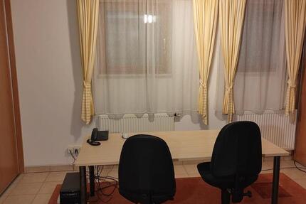 Büroraum in Maisach, 22 qm, möbliert, mit 4 Arbeitsplätze. WLAN. zimmer