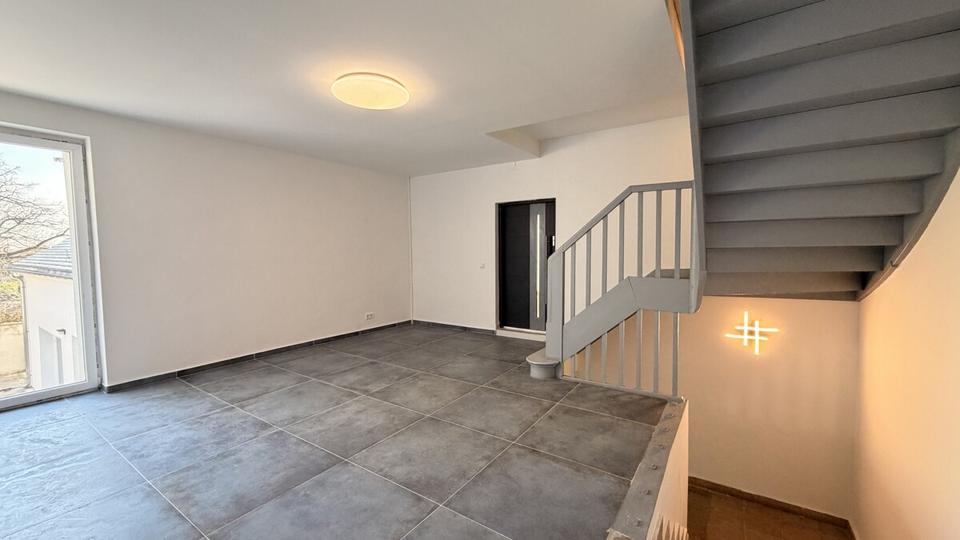 Etagenwohnung Leuna - 4 Zimmer, 80 m&sup2;, 800&euro; | Angebot:26367181