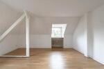 Dachgeschoßwohnung Meerbusch Necklenbroich - 2 Zimmer, 75 m&sup2;, 1.100&euro; | Angebot:24497958