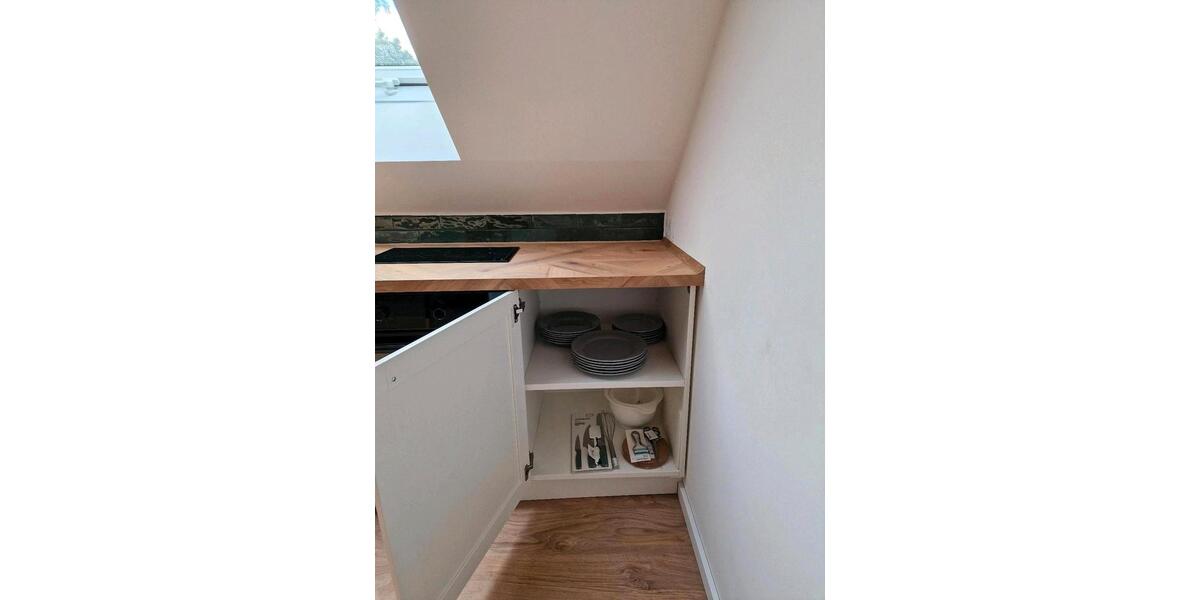 Dachgeschoßwohnung Schortens - 2 Zimmer, 65 m&sup2;, 700&euro; | Angebot:25926985