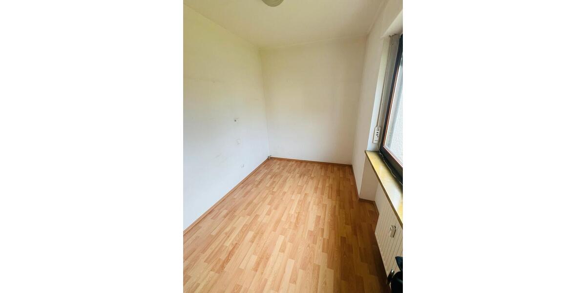 Etagenwohnung Neuwied - 4 Zimmer, 75 m&sup2;, 750&euro; | Angebot:26039898