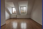 Dachgeschoßwohnung Gera - 4 Zimmer, 83 m&sup2;, 500&euro; | Angebot:25976845