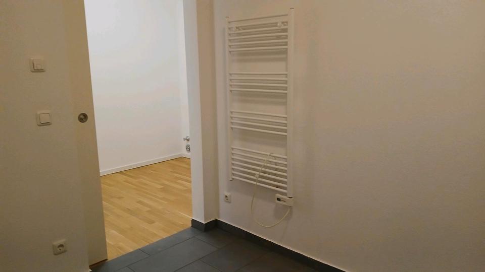 Erdgeschoßwohnung Schortens - 2 Zimmer, 77 m&sup2;, 720&euro; | Angebot:26680557