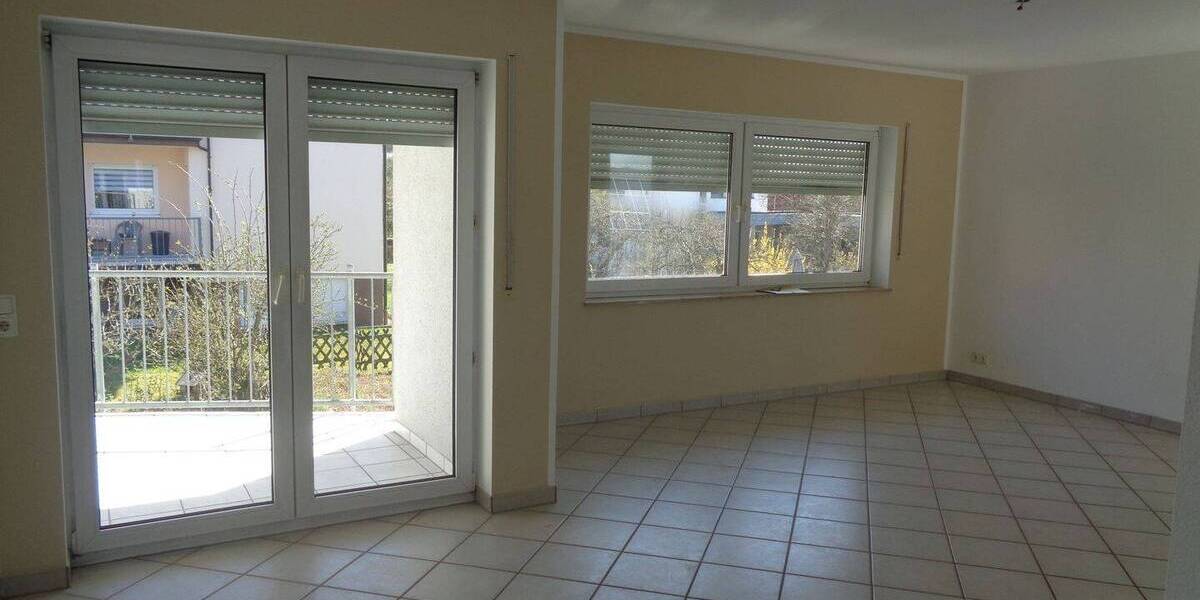 Etagenwohnung Wertheim Nassig - 4 Zimmer, 94 m&sup2;, 800&euro; | Angebot:26618115