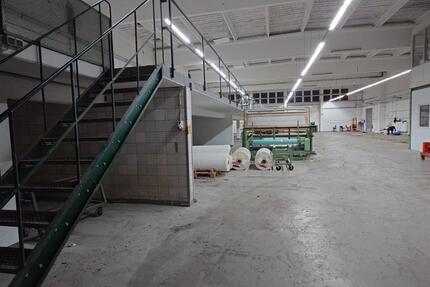 Große, helle Lager- oder Produktionshalle in Radevormwald zimmer