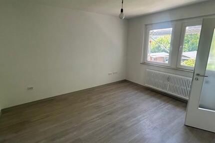 komplett sanierte ,helle 3-Zimmer-Wohnung in ruhier Lage zimmer