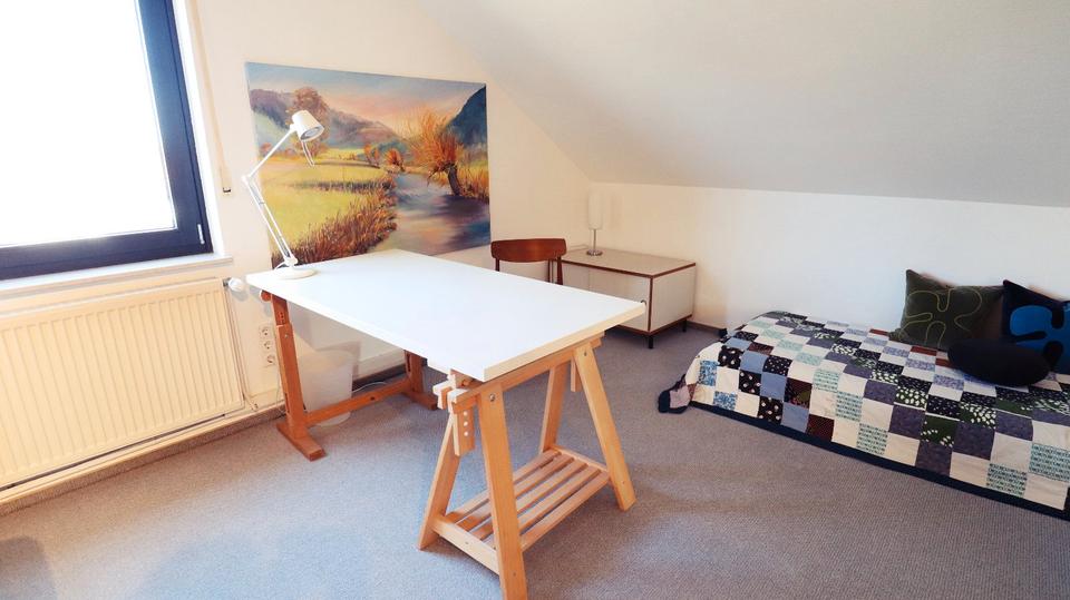 Dachgeschoßwohnung Zierenberg - 2 Zimmer, 72 m&sup2;, 650&euro; | Angebot:26531124