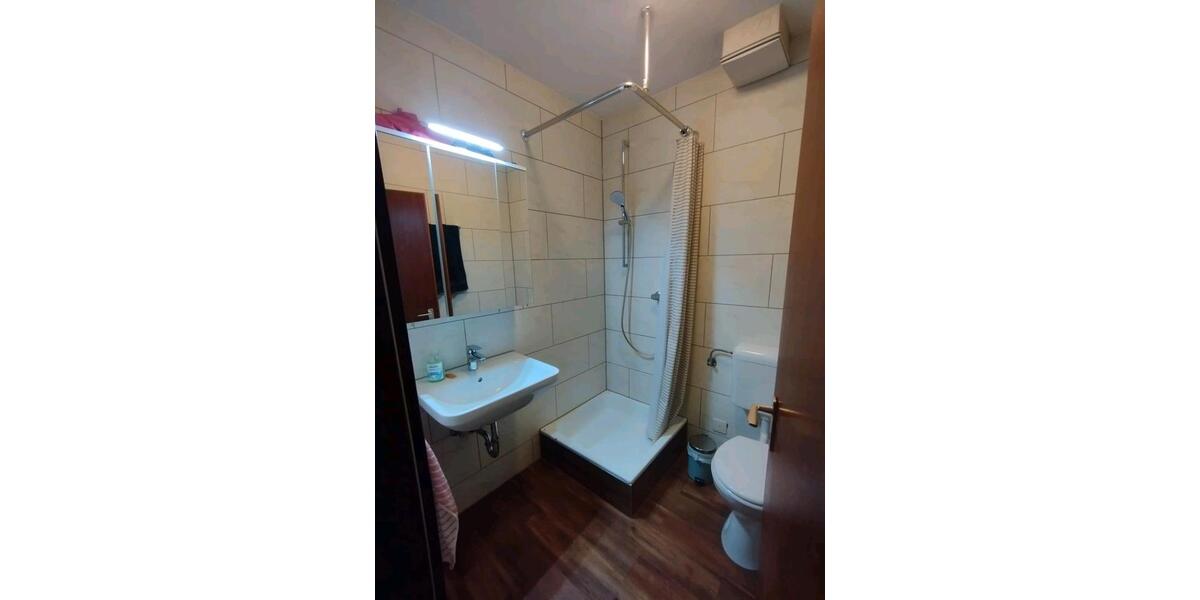 Wohnen auf Zeit Puschendorf - 11 Zimmer, 32 m&sup2;, 252&euro; | Angebot:26499952