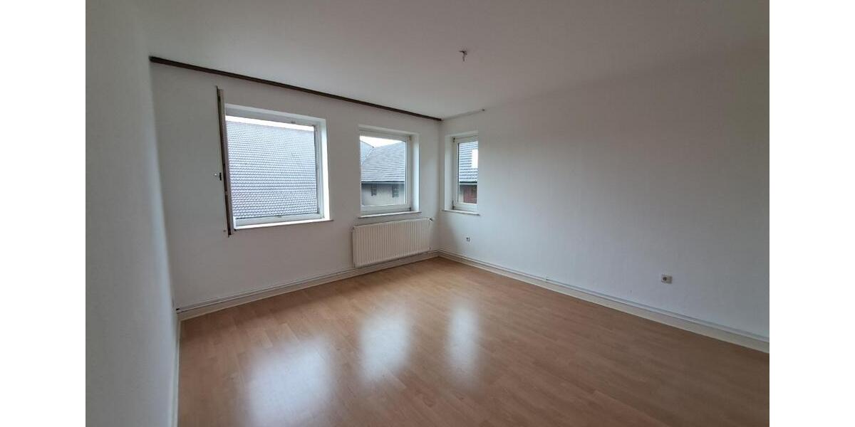 Etagenwohnung Holzminden - 3 Zimmer, 80 m&sup2;, 500&euro; | Angebot:26586143