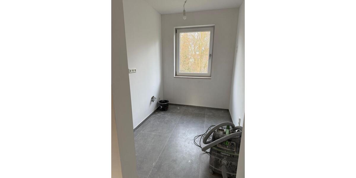 Etagenwohnung Neuss Augustinusviertel - 3 Zimmer, 60 m&sup2;, 1.150&euro; | Angebot:24742480