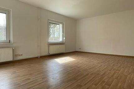 Wohnung Oschersleben (Bode) - 2 Zimmer, 61 m&sup2;, 346&euro; | Angebot:26368404