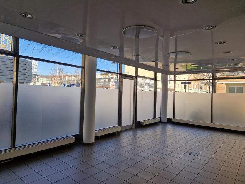 Großzügige Büroeinheit mit optimaler Raumaufteilung in der Leipziger Vorstadt! 9 zimmer