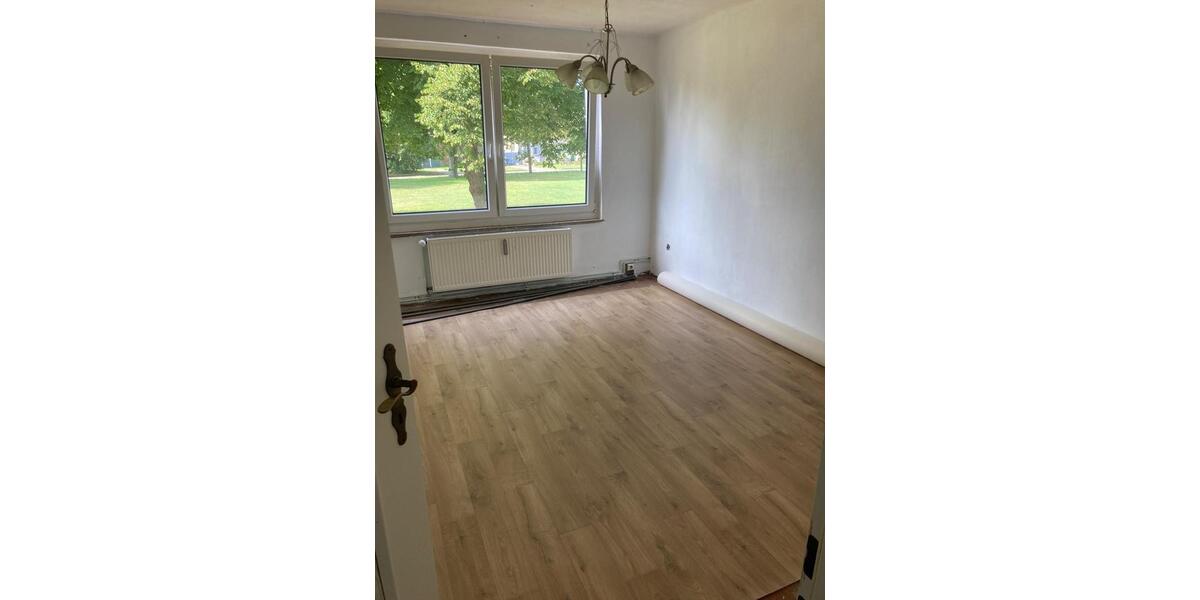 Erdgeschoßwohnung Klötze - 3 Zimmer, 61 m&sup2;, 310&euro; | Angebot:25046452