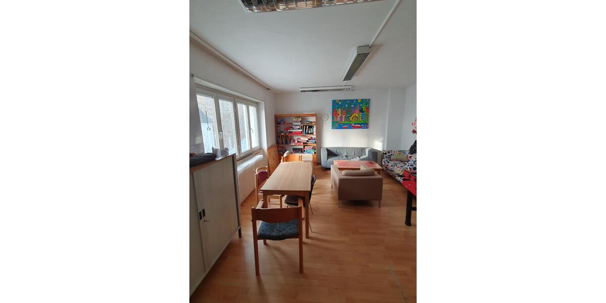 Etagenwohnung Göppingen - 5 Zimmer, 150 m&sup2;, 950&euro; | Angebot:25162221