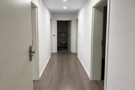 Wohnung Bad Orb - 3 Zimmer, 70 m&sup2;, 750&euro; | Angebot:27621535