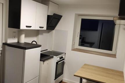 Apartment möbliert Single Wohnung 1-4 Personen Unterkunft Wifi 3 zimmer