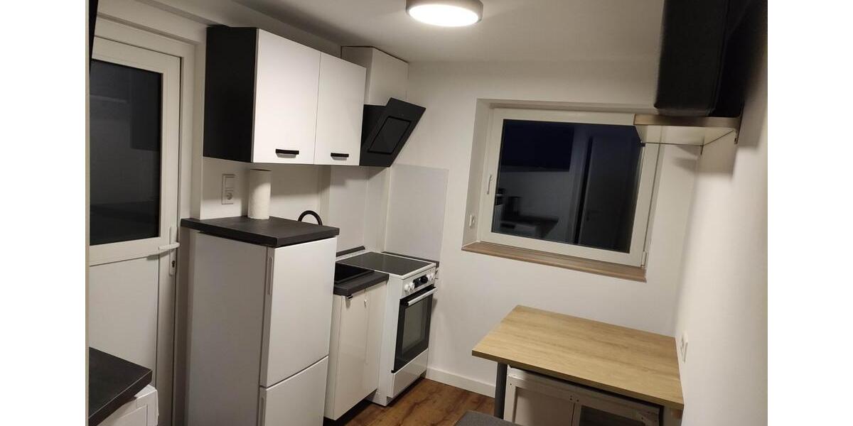Apartment möbliert Single Wohnung 1-4 Personen Unterkunft Wifi 3 zimmer