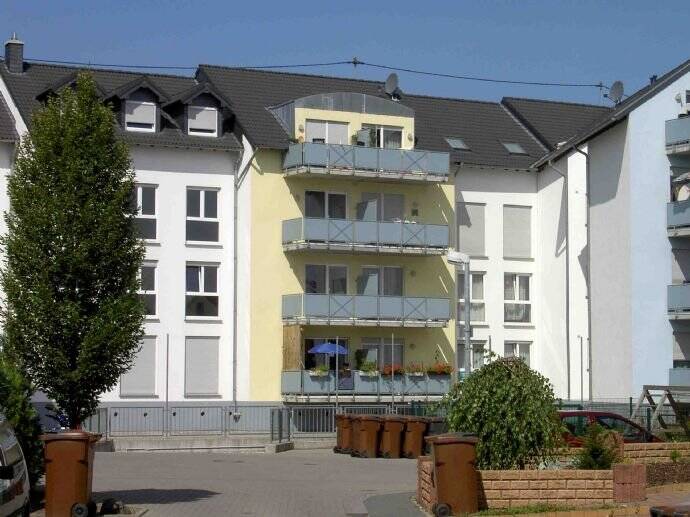 Etagenwohnung Weißenthurm - 3 Zimmer, 80 m&sup2;, 690&euro; | Angebot:24113116