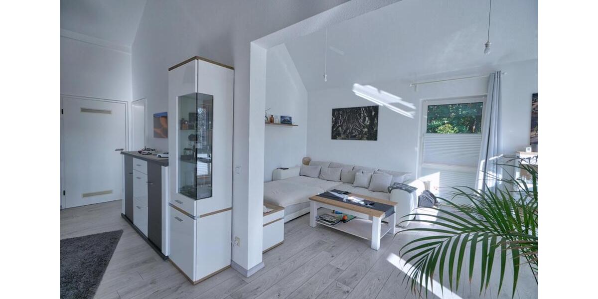Dachgeschoßwohnung Wiehl - 2 Zimmer, 82 m&sup2;, 1.000&euro; | Angebot:26618868