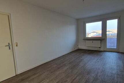 Wohnung Neubrandenburg Datzeberg - 3 Zimmer, 65 m&sup2;, 474&euro; | Angebot:25264639