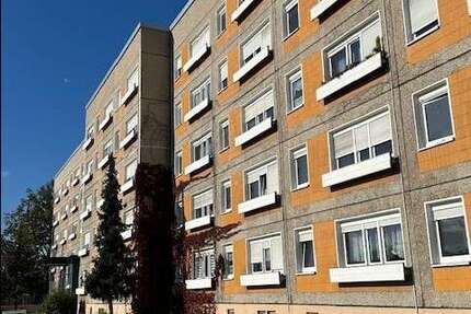 Wohnung Hoyerswerda Neustadt - 1 Zimmer, 30 m&sup2;, 154&euro; | Angebot:26213408