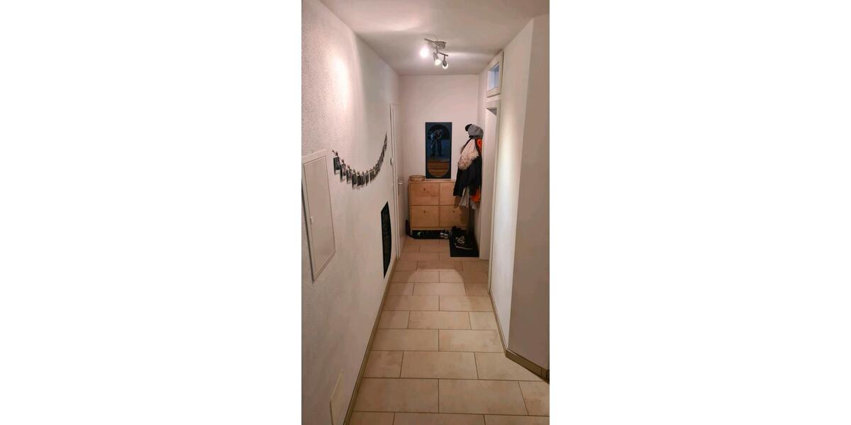 2 Zimmer 23m² in einer 2er WG,Möglichkeit ganze Wohnung zu mieten 2 zimmer