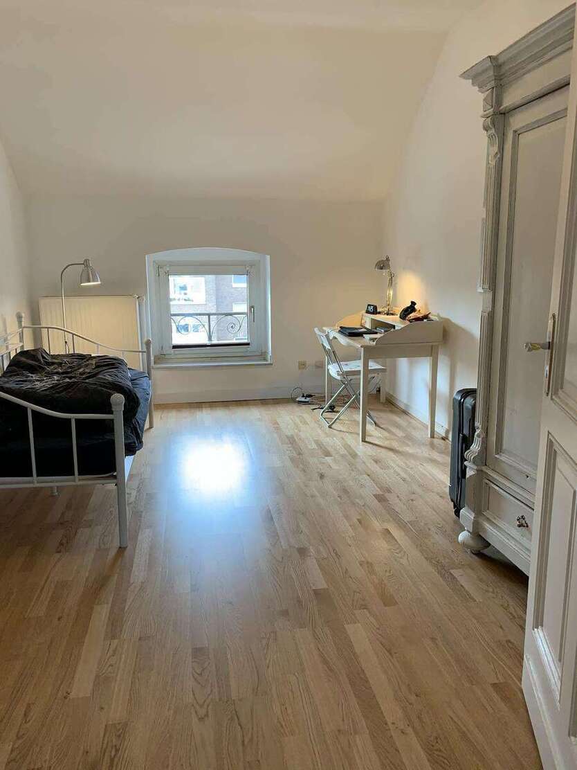 WG-Zimmer in Düsseldorf 590 € 12 m² zimmer