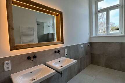 Wohnung Lübeck Sankt Jürgen - 2 Zimmer, 107 m&sup2;, 2.200&euro; | Angebot:25983324