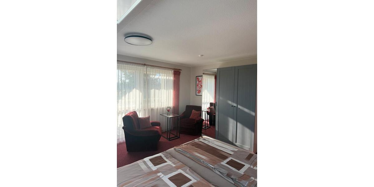 Dachgeschoßwohnung Wangen im Allgäu - 2 Zimmer, 72 m&sup2;, 1.100&euro; | Angebot:24456924